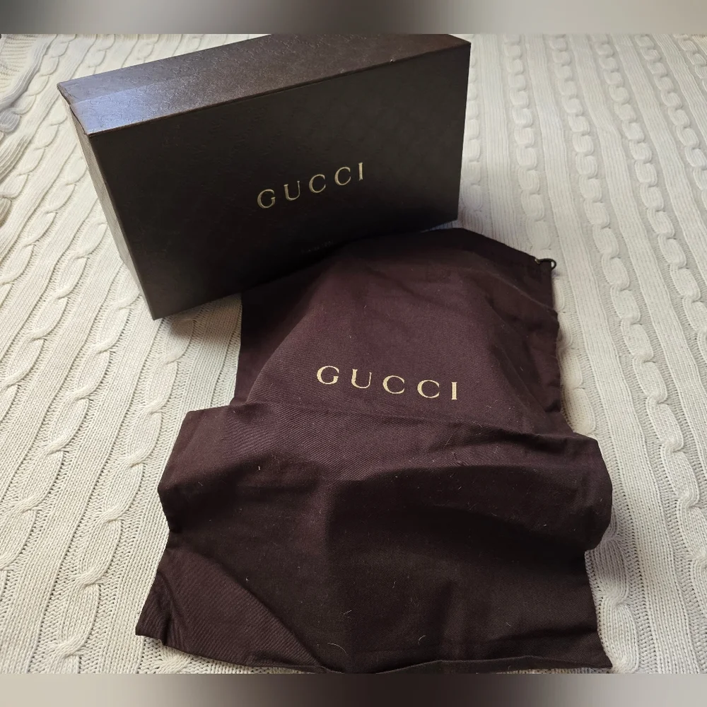 Gucci Lillibeth Pony Style Espadrilles Black & White Stripe‎ Resortwear Size 39